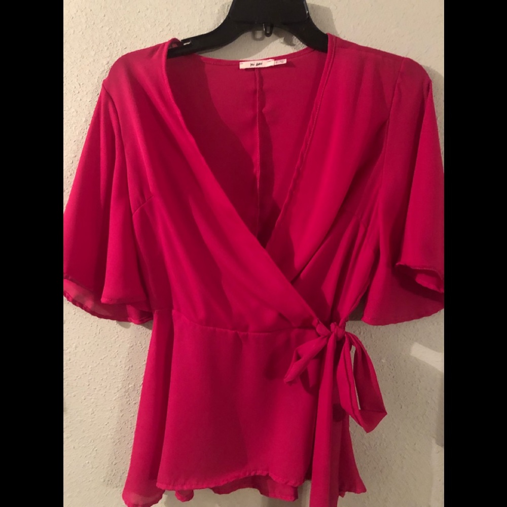 Pink top from Francesca’s. Size S